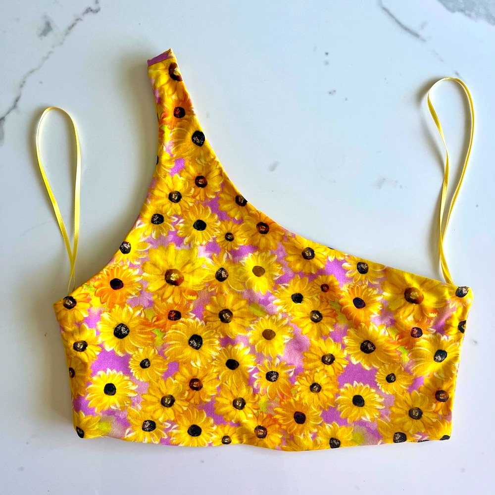 NWT - Zara Crop Top - Super Cute!